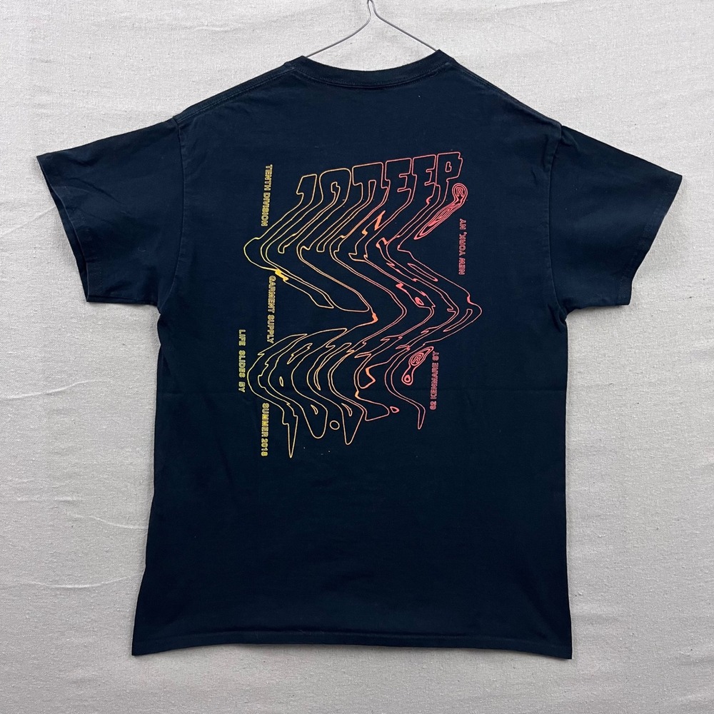 10.Deep Graphic T-Shirt Mens Medium Black Summer 2018 Tenth Division Distorted